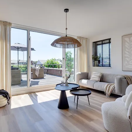 Meerzicht 61 - Luxury 4 Person *