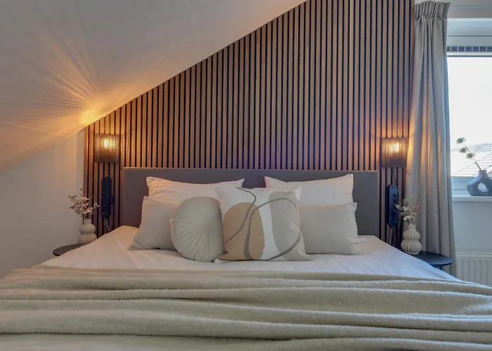 Meerzicht 61 - Luxury 4 Person Uitgeest