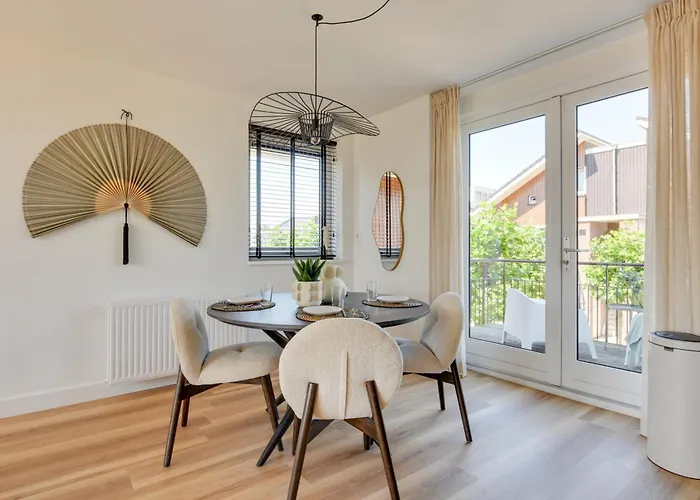 Meerzicht 61 - Luxury 4 Person *