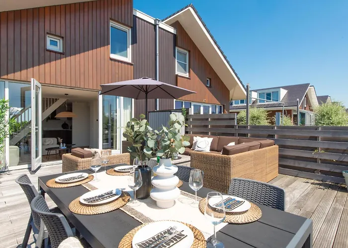 Meerzicht 61 - Luxury 4 Person Appartamento