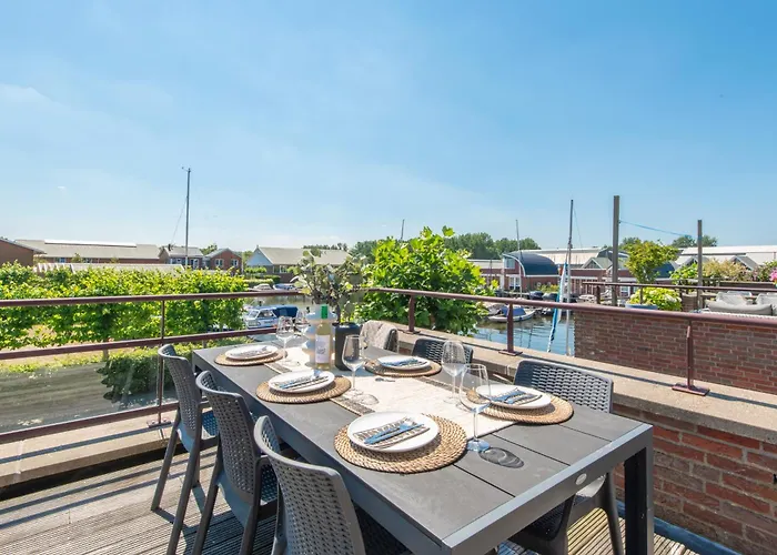 Meerzicht 61 - Luxury 4 Person