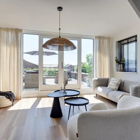 Daire Meerzicht 61 - Luxury 4 Person